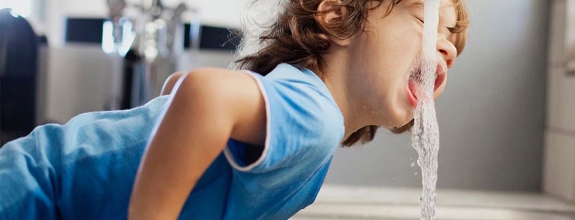 بهترین زمان برای نوشیدن آب